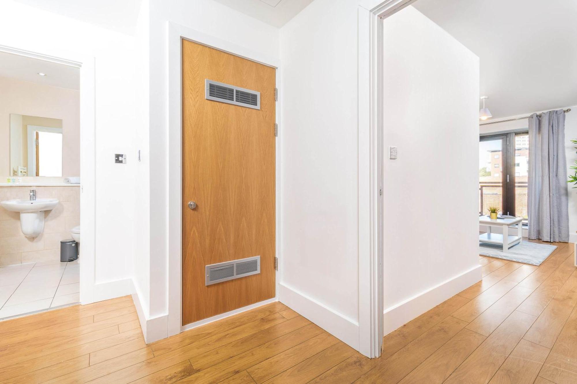 Stylish Birmingham City Centre - 2 Bed - Secure Parking - 5Ac Exterior foto